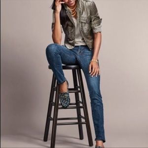 Cabi- Dover Skinny Jean in size 8 NWT